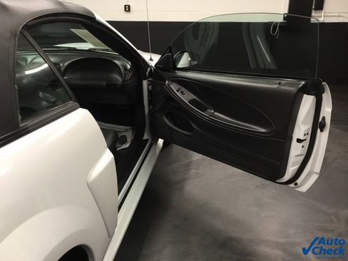 Used 2003 Ford Mustang GT image 40