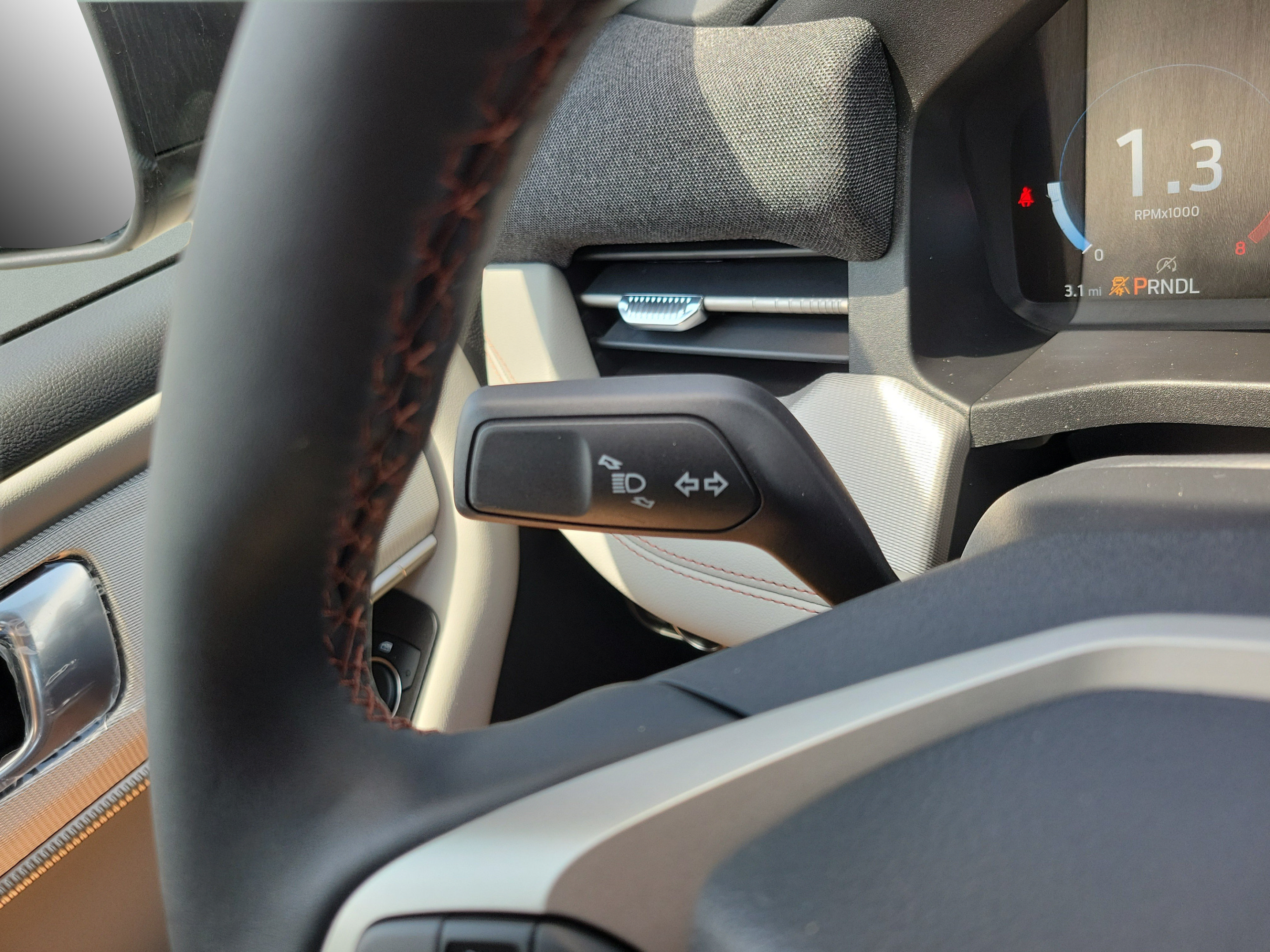 New 2026 Ford Explorer Active w/ Active Comfort Package RWD image 22