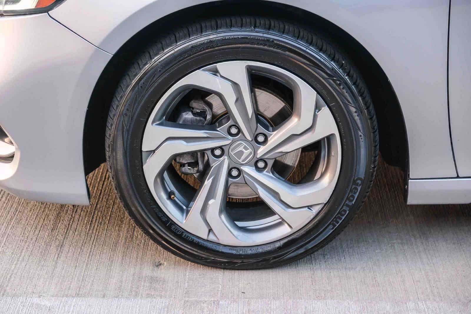 Used 2020 Honda Accord EX image 10