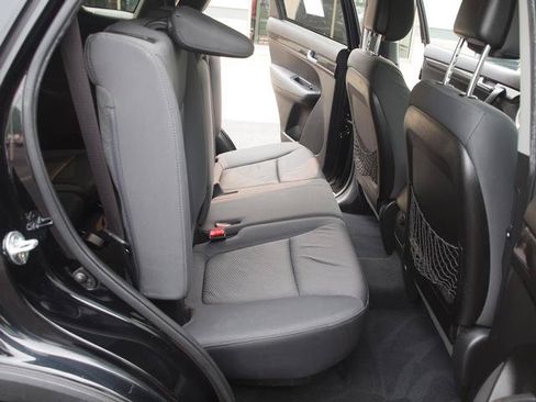 Used 2012 Kia Sorento LX w/ Convenience Pkg FWD image 7