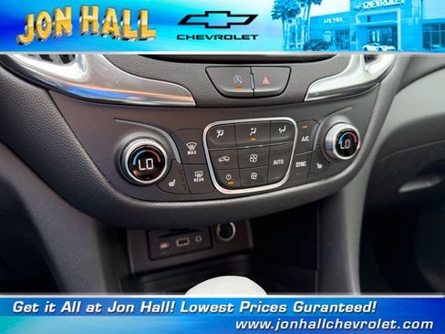 Used 2024 Chevrolet Equinox LT FWD image 25