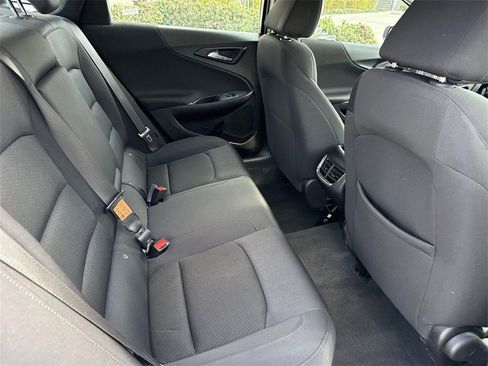 Used 2023 Chevrolet Malibu LT image 24
