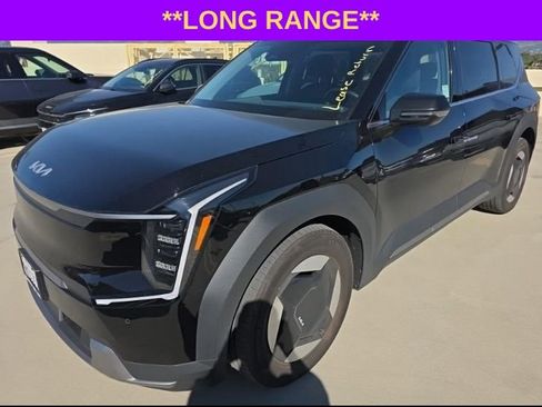 Used 2024 Kia EV9 Light Long Range RWD image 1