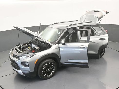 Used 2023 Chevrolet TrailBlazer LT FWD image 61