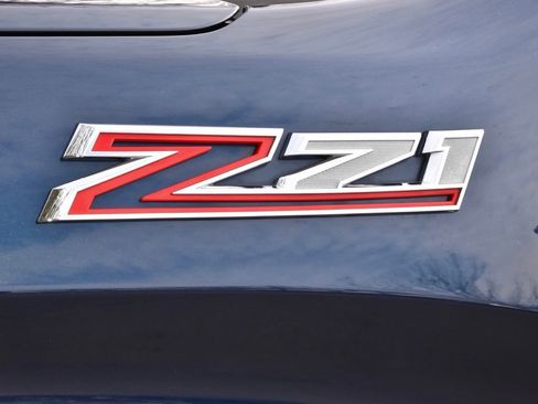 Used 2019 Chevrolet Silverado 1500 LT w/ Texas Edition image 40