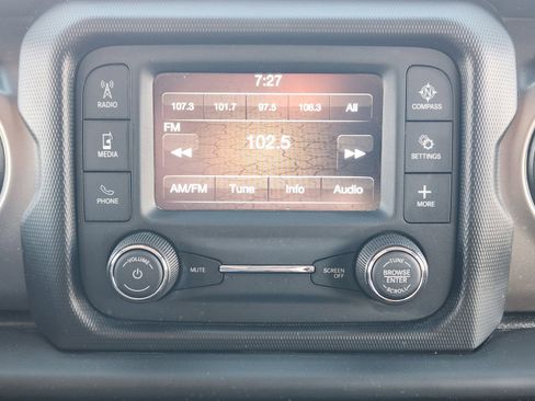 Used 2020 Jeep Wrangler Unlimited Sport image 21