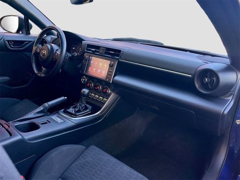 Used 2022 Toyota GR86 image 27