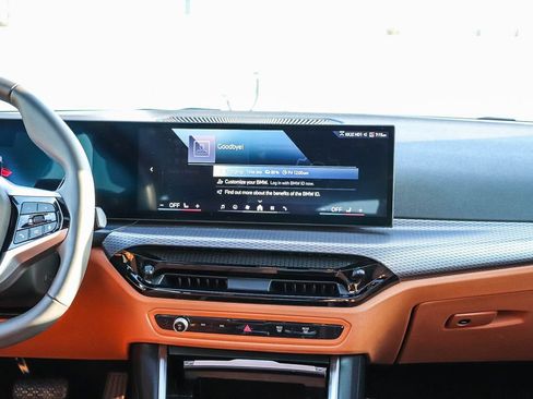Used 2025 BMW i4 eDrive40 w/ Parking Assistance Package RWD image 10