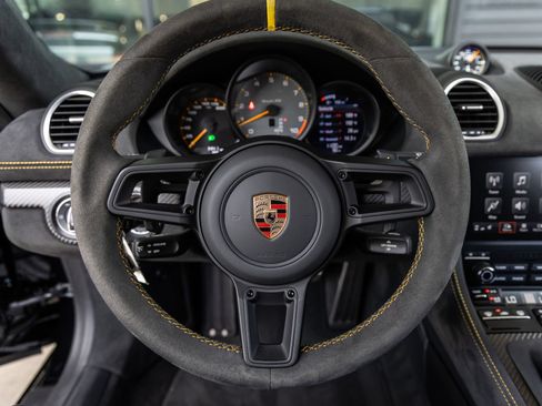 Certified 2024 Porsche 718 Boxster Spyder RS RWD image 41