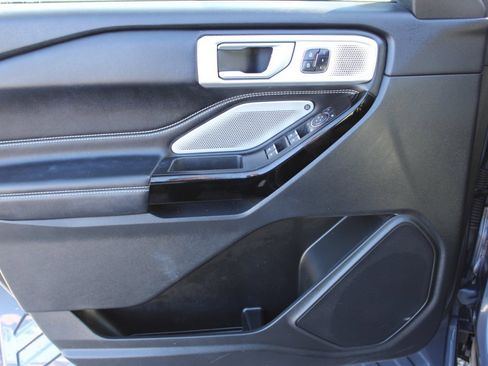 Used 2021 Ford Explorer ST w/ Equipment Group 401A image 9