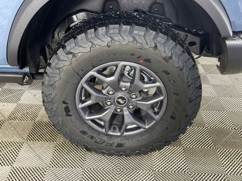 New 2025 Ford Bronco Badlands image 17