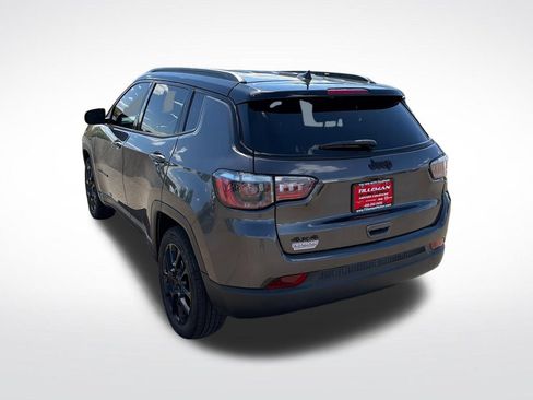 Used 2023 Jeep Compass Latitude AWD/4WD image 33