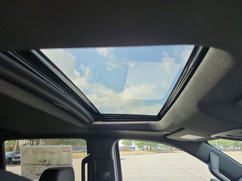 New 2026 GMC Sierra 1500 AT4 w/ AT4 Premium Package image 8