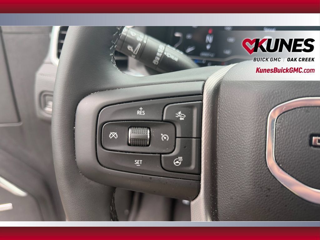 Used 2024 GMC Yukon Denali AWD/4WD image 17
