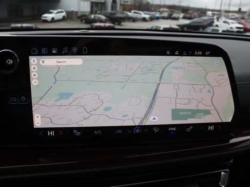 New 2026 Chevrolet Traverse Z71 w/ Driver Confidence Package image 14