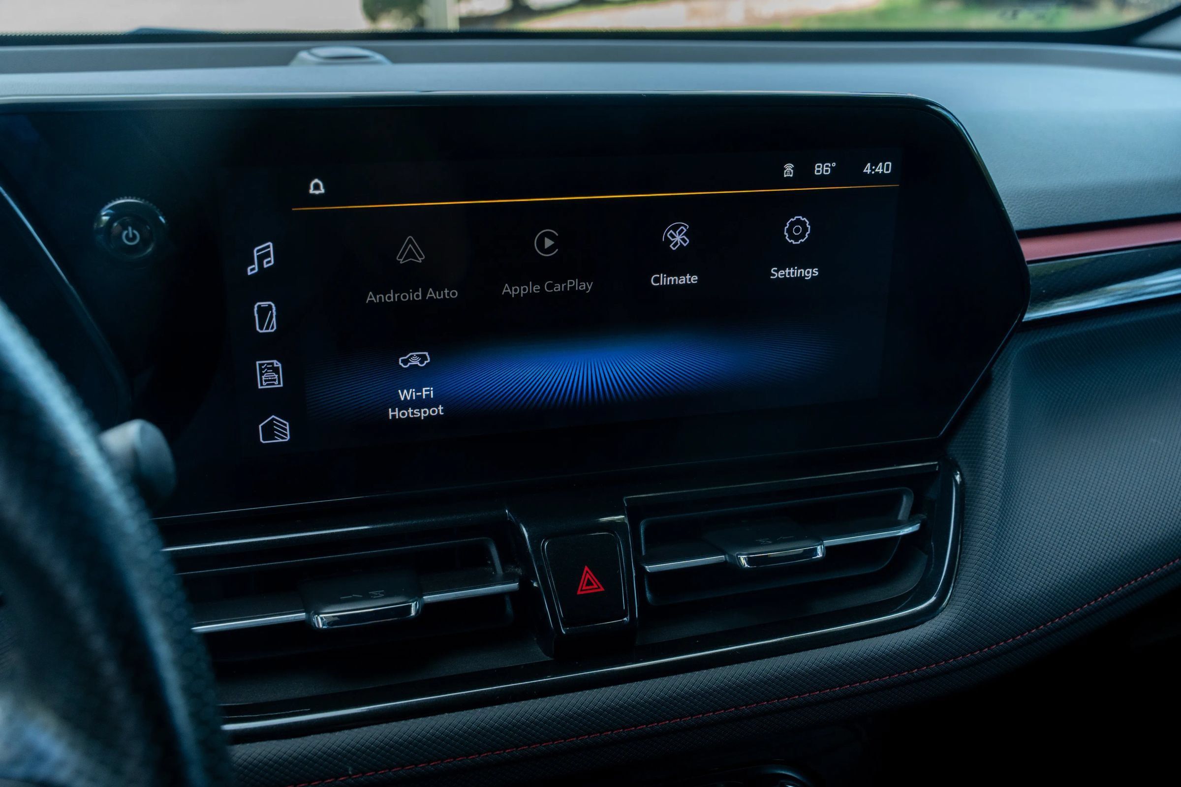 Used 2024 Chevrolet TrailBlazer RS w/ Convenience Package FWD image 18