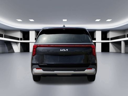 New 2026 Kia Carnival image 5