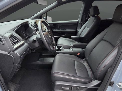 Used 2023 Honda Odyssey Sport image 9
