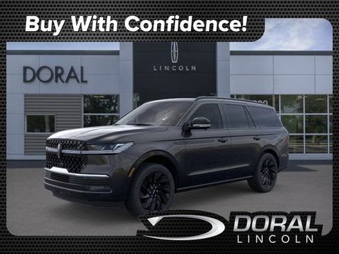 New 2025 Lincoln Navigator Reserve w/ Jet Appearance Package image 1