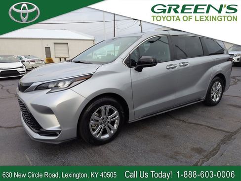 Used 2023 Toyota Sienna XSE w/ XSE Plus Package AWD/4WD image 1