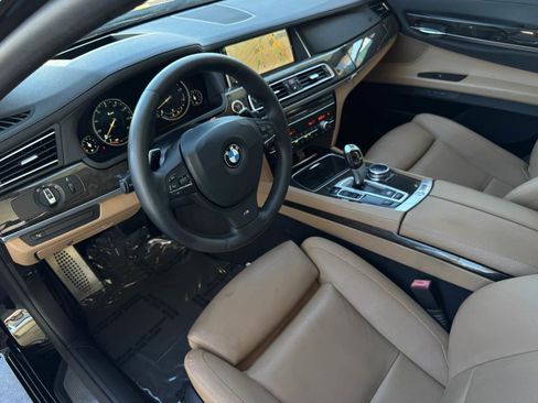 Used 2014 BMW 740i image 14