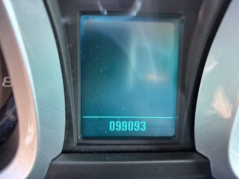 Used 2011 Chevrolet Equinox LT w/ Driver Convenience Package image 12