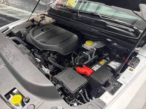 Used 2025 RAM 1500 Classic Warlock AWD/4WD image 31
