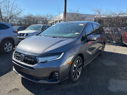 Used 2025 Honda Odyssey Elite