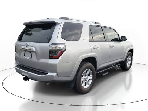 Certified 2022 Toyota 4Runner SR5 Premium image 7