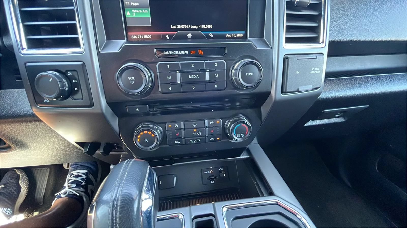 Used 2015 Ford F150 XLT w/ Equipment Group 302A Luxury AWD/4WD image 14