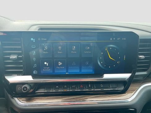 Used 2024 Chevrolet Silverado 1500 RST w/ Z71 Off-Road Package image 15