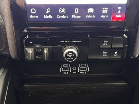 Used 2025 RAM 1500 Lone Star AWD/4WD image 24