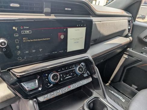 Used 2024 GMC Sierra 1500 AT4 w/ AT4 Carbonpro Edition AWD/4WD image 22