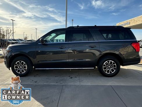 Used 2023 Ford Expedition Max XLT image 9