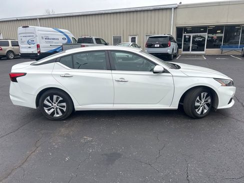 Used 2022 Nissan Altima 2.5 S image 8