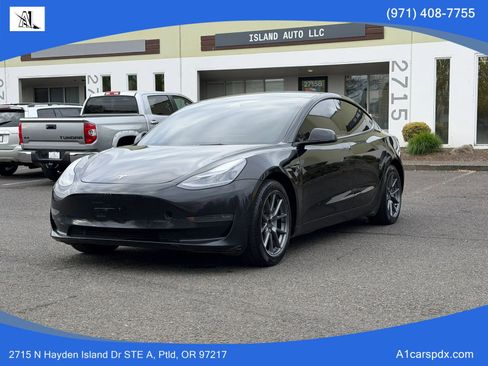 Used 2022 Tesla Model 3 Long Range AWD/4WD image 4