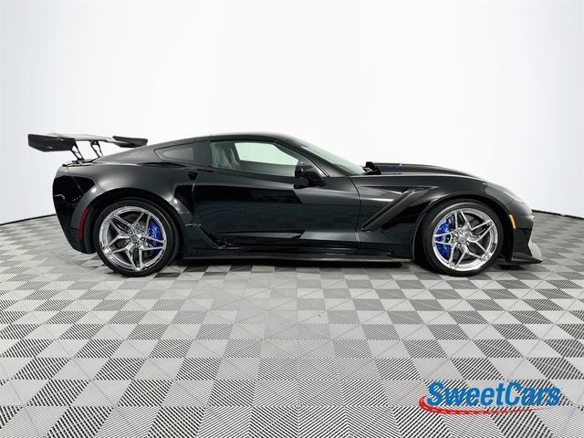Used 2019 Chevrolet Corvette ZR1 RWD image 8