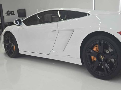 Used 2011 Lamborghini Gallardo LP 550-2 Bicolore image 4
