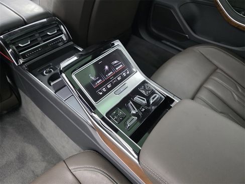 Used 2019 Audi A8 L 3.0T image 17