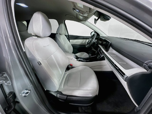 Used 2026 Hyundai Tucson SEL Plus AWD/4WD image 28