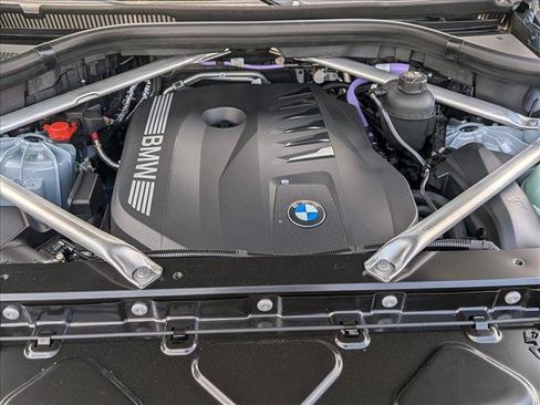 New 2026 BMW X5 xDrive40i w/ M Sport Package AWD/4WD image 18