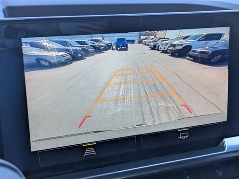 Used 2023 Chevrolet Silverado 1500 LT w/ Protection Package AWD/4WD image 16