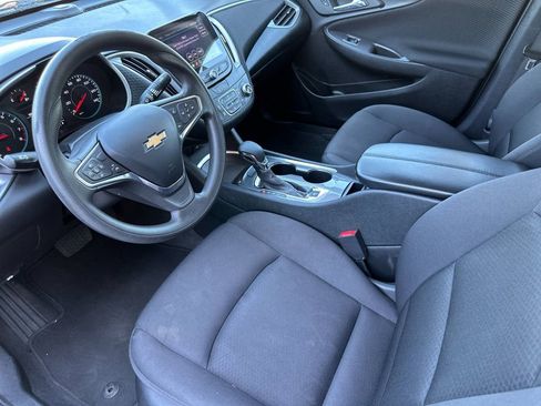 Used 2023 Chevrolet Malibu LT image 9