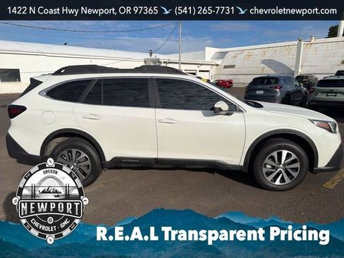 Used 2020 Subaru Outback Premium image 4