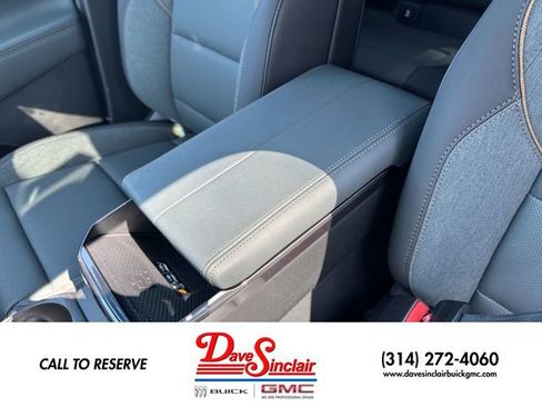 New 2026 GMC Terrain AT4 AWD/4WD image 21
