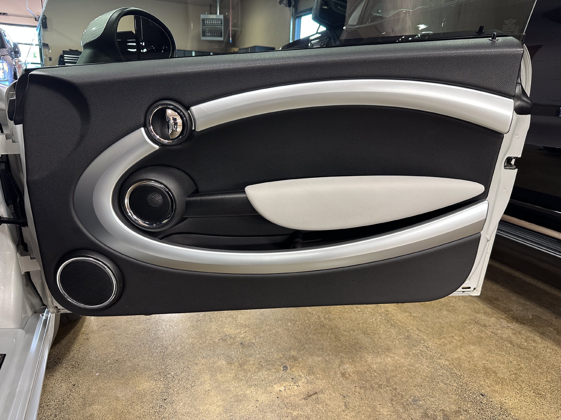 Used 2010 MINI Cooper S FWD image 36