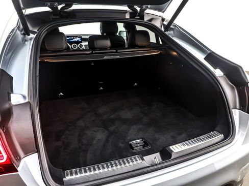 Used 2023 Mercedes-Benz GLC 300 4MATIC Coupe image 24