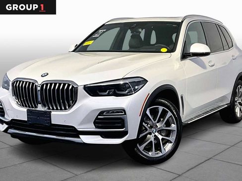 Used 2021 BMW X5 xDrive40i w/ Premium Package image 1