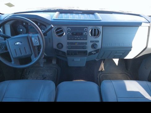 Used 2016 Ford F250 XLT image 11