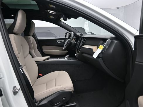 New 2026 Volvo XC60 B5 Plus w/ Climate Package AWD/4WD image 27